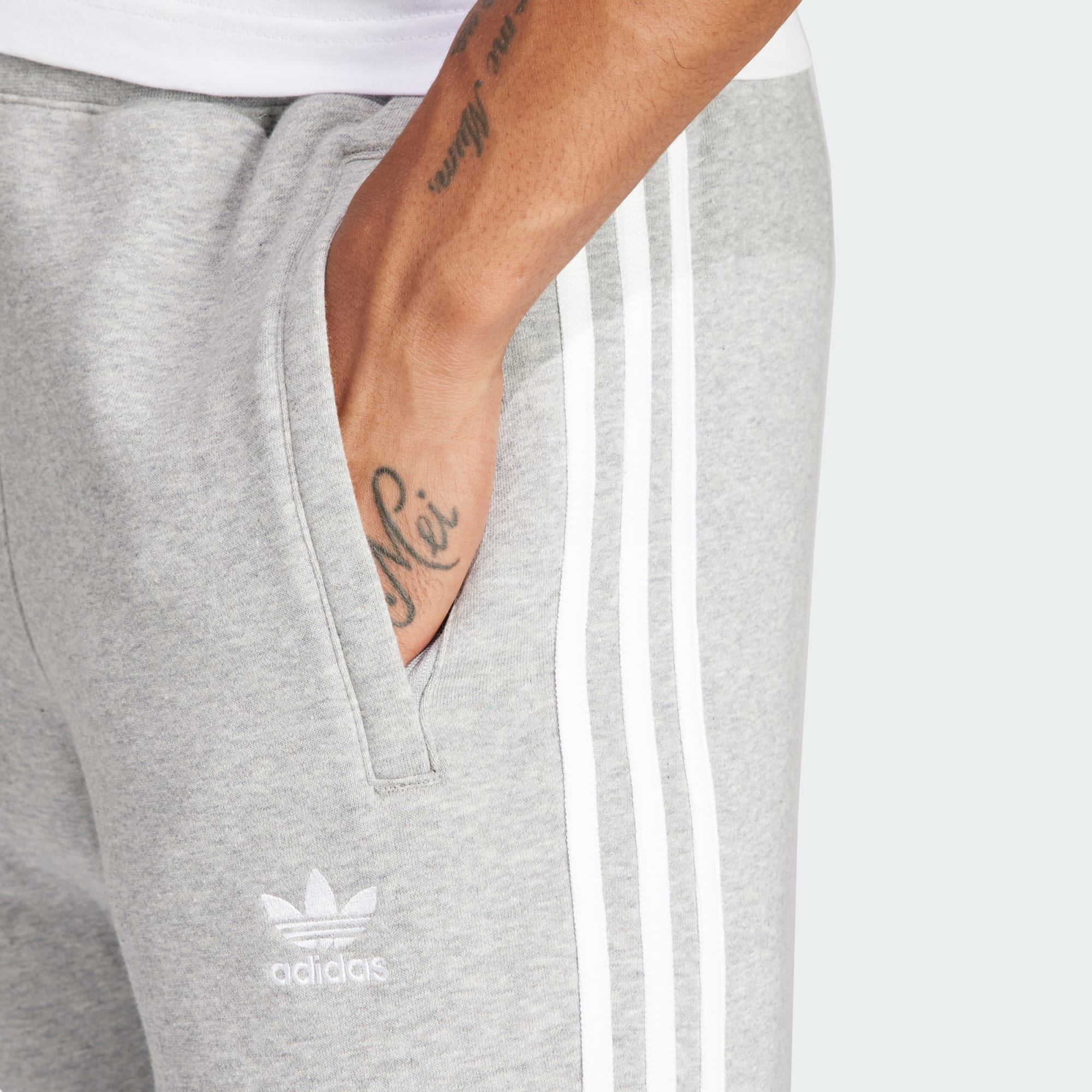 adidas Men's Adicolor,Trefoil Hoodie (Grey) $19.55, Men's adicolor 3-Stripes Pants