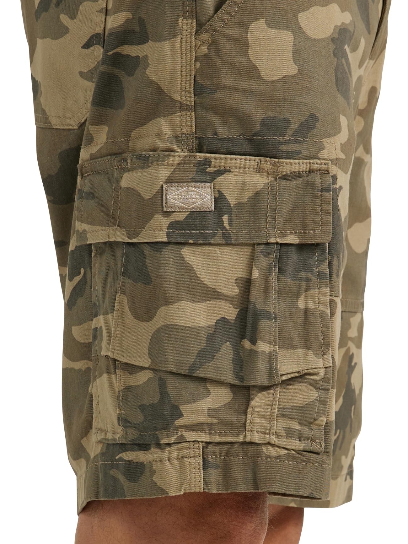 Lee Men's Extreme Motion Carolina Cargo Short (various)